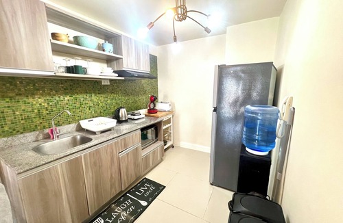 Cebu Condo | Luxury pet-friendly 1-bedroom condo in Cebu City with large balcony