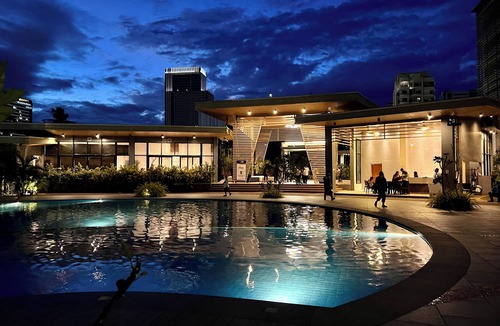 Cebu Condo | Luxury pet-friendly 1-bedroom condo in Cebu City with large balcony