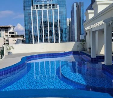 Salcedo Village Apartment | Luxury spacious 2BR in Salcedo Village