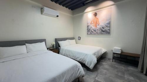 Malabag House | Luxury Tagaytay Staycation with Heated Pool - 25 Pax - Arcade - Near Tourist Spots