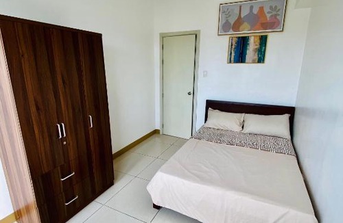 Las Pinas Apartment | Luxury Two Bedroom with Balcony in SOUTH RESIDENCE of Las Pinas