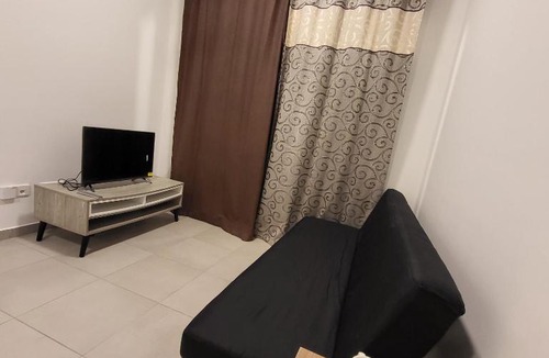 Sandakan House | Lydia guesthouse kingfisher