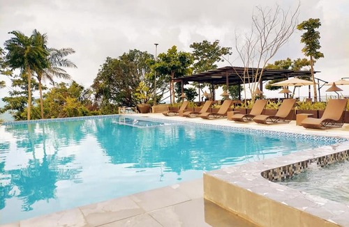 Cebu Island Resort | Mabini Sky View
