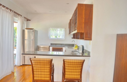 Manoc-Manoc House | Mabuhay Beach House