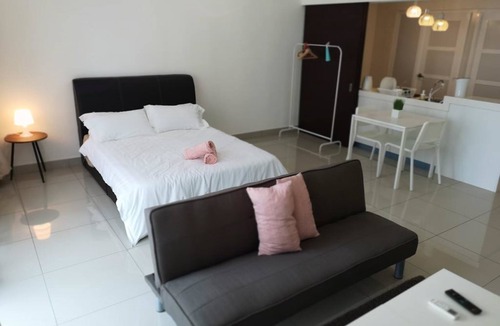 Shah Alam Apartment | Machome GuestHome at Trefoil Setia City