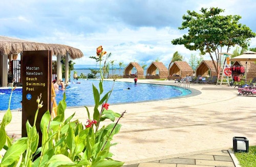 Lapu-Lapu Hotel | Mactan Newtown Studio Type with Balcony