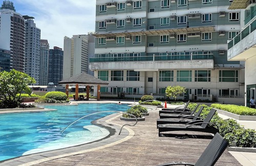 Legazpi Village Condo | Maison La Giada Cozy 2BR Staycation in Makati