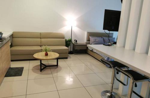 Bangi Sentral Apartment | Majectic Studio + Pool View@EVO BANGI NETFLIX+WIFI