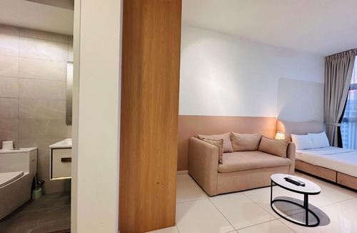 Kuala Lumpur City Centre Apartment | Majestic Residence klcc By ZUZUCOM