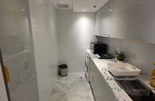 Bonifacio Global City Apartment | Majestic XL Suite 48sqm 1 Bedroom Apartment in BGC