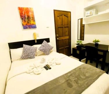 Downtown Hotel | Makati Avenue Suites