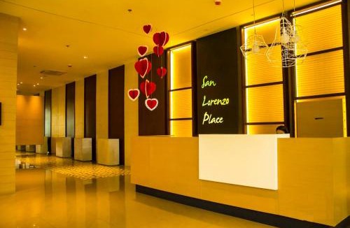 San Lorenzo Apartment | Makati Condo Edsa MRT Magallanes Station Chino Roces Ave cor EDSA IT Hub ONE Ayala Alphaland WiFi by 24K Residences