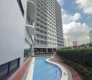 San Antonio Bed & Breakfast | MAKATI - Lush Residences