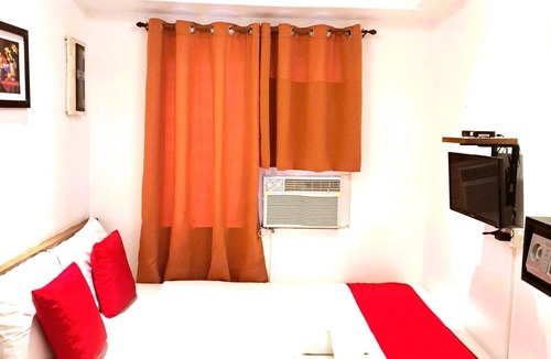 Downtown Hotel | Makati One Poblacion Hotel