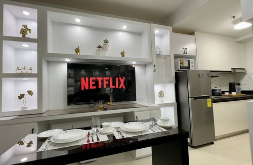 Barangay 76 Condo | Mall of Asia Shore 2