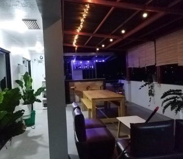 Tagbilaran House | Mamay's Homestay