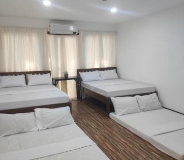 Cardona Hotel | Manalo Resort Hotel