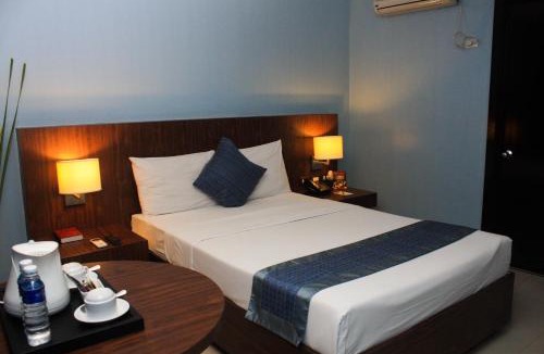 Santa Cruz Hotel | Manila Grand Opera Hotel