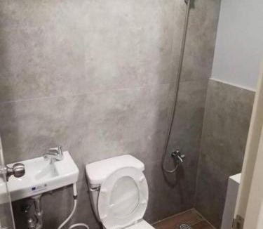 Ermita Apartment | Manila Real Residences 8C