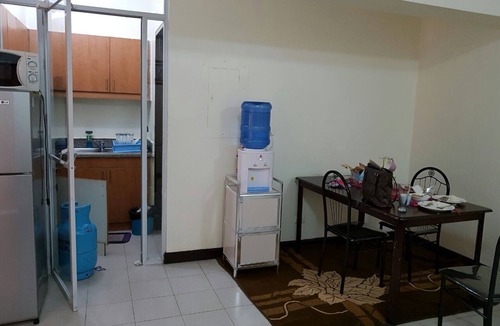 Mandaluyong Condo | Manila skyline river facing 26th floor, 3 bed room, 2 bath, furnished apartment
