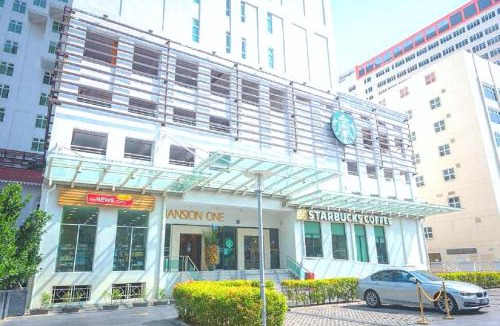 Downtown George Town House | Mansion One, Private Room