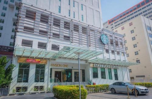 Downtown George Town Apartment | Mansion One Two Bedroom Seaview 7 Pax