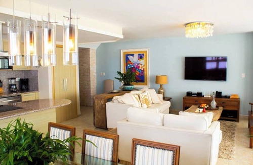 Villas Del Mar Apartment | @Marbella 3BR | 11th Floor| Beachfront| View
