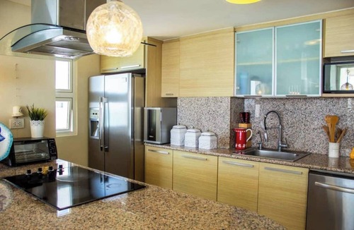 Villas Del Mar Apartment | @Marbella 3BR | 11th Floor| Beachfront| View