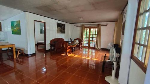 Dipaculao House | Margarett Farm Vacation House