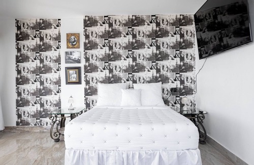 Cabrera Hotel | Marilyn Monroe Romantic Suite #14 With 2 balconies amazing ocean views!