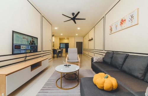 Central District Apartment | Marina Residence Breezelle 3BR 8pax Balcony by Our Stay