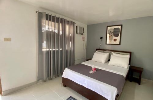 Puerto Galera Hotel | Marion Roos Hotel