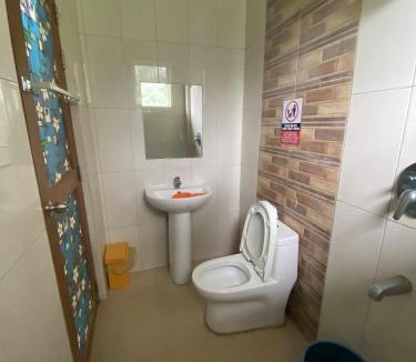 Bugasong Hotel | Marrietas Hotel and Restaurant