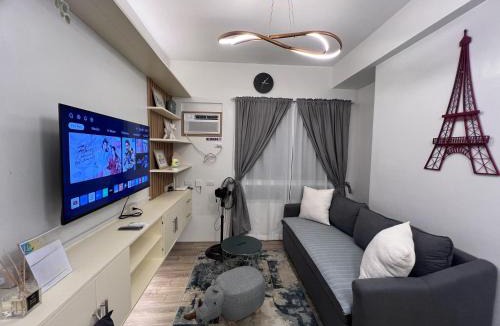 Bantud Hacienda Apartment | Mavita's City HideAway ONE BEDROOM CONDO