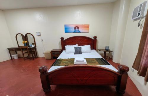 Medellin Bed & Breakfast | Medellin Seaview Inn