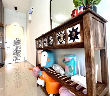 Malacca City Apartment | Melaka 2R2B 1CarPark Prime Location City View 2-5Pax