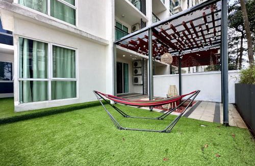 Bunga Paya Pantai Apartment | Melaka Shore Residences by SLK