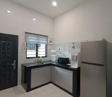 Mersing House | Mersing little homestay II 3 bedrooms