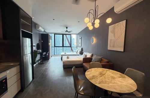 Kuala Lumpur City Centre Apartment | Metahome@Scarletz Suites KLCC