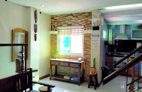 San Juan Apartment | MH Dayaw Room in Urbiztondo, San Juan, LU