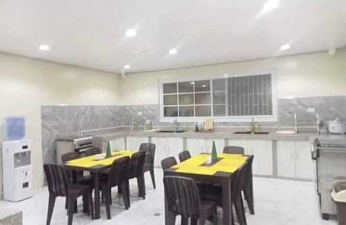 Cabuyao House | Michael's Homestay- Family Room # 2