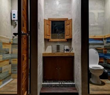Coron Town Proper Hostel | Michel'inn Coron