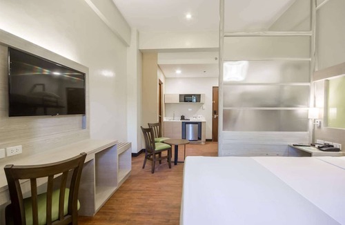 San Fernando Hotel | Microtel Inn & Suites by Wyndham San Fernando