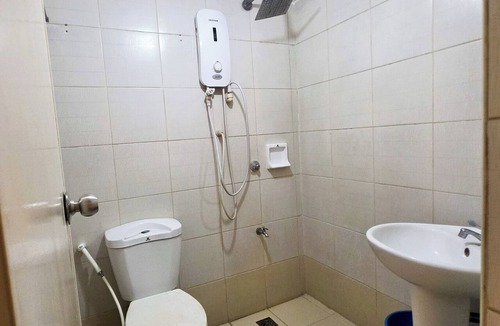 Project 8 Hotel | Midcon Apartelle Quezon City