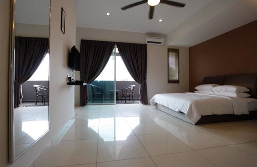 Taman Nyior Setali House | Millenium Maison Home