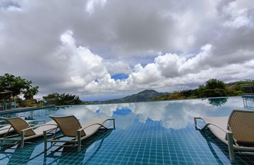 Cebu Island Resort | Mist Mountain Resort powered by Cocotel
