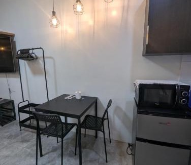 South Triangle Apartment | Miya's Crib Staycation G