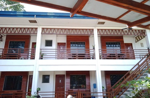 Larena Apartment | MLB BEACHFRONT APARTMENT