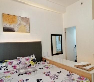 Minglanilla Apartment | Modena Town Square-Walkup Condominium