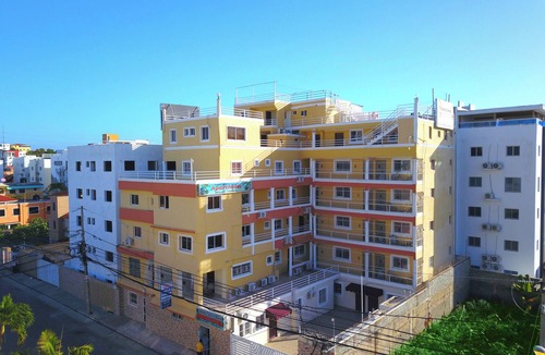 Corales del Sur Apartment | Modern 1-bedroom Apartment With Private Balcony Fast Wi-fi Santo Domingo Este